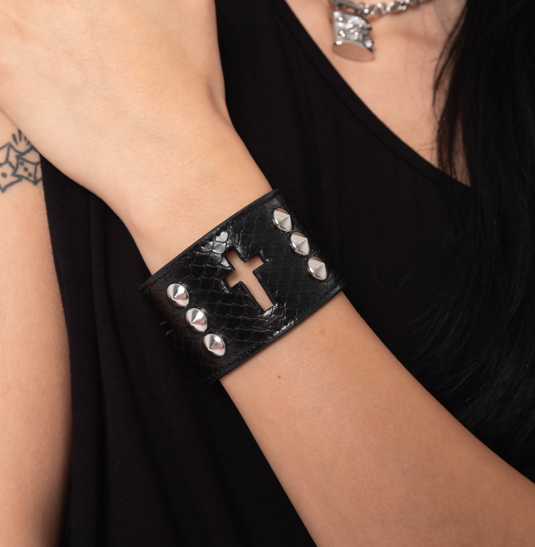 Genesis Cuff – HeavenSent