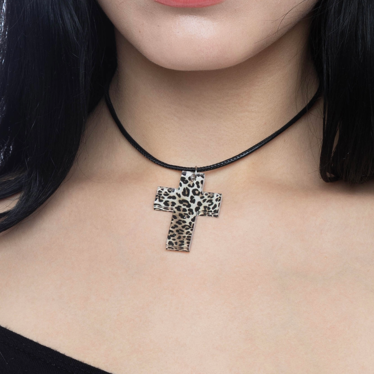 Leopard Cross Necklace – HeavenSent