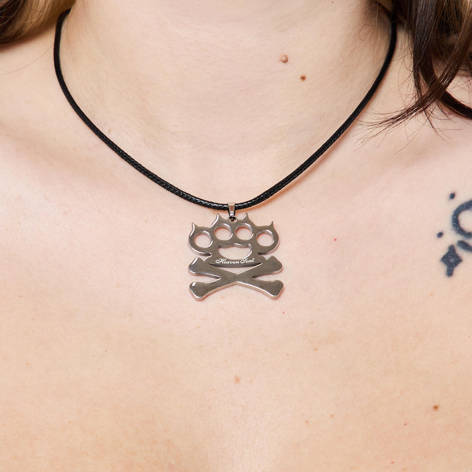 Knux Necklace - Black