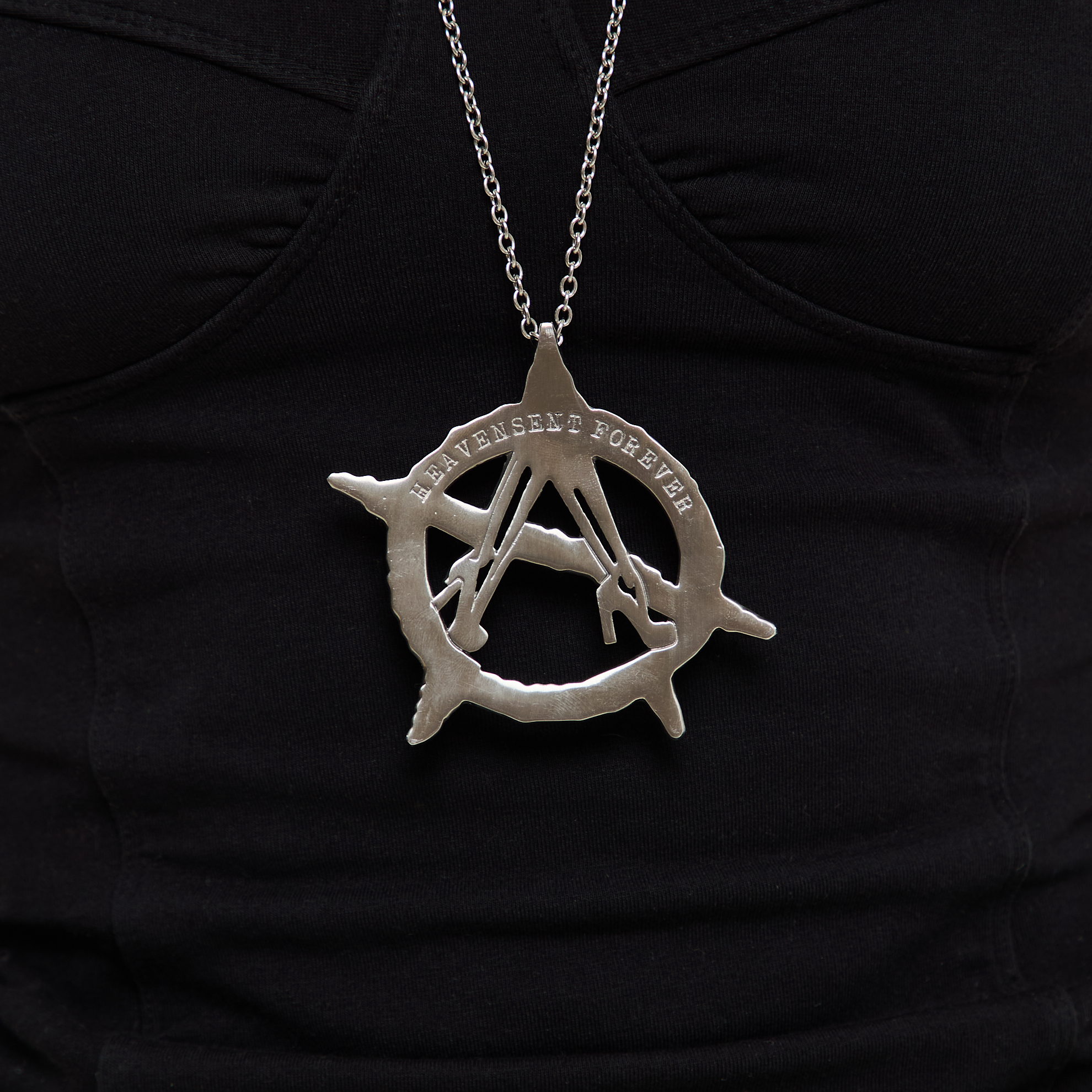 Riot Chain – HeavenSent