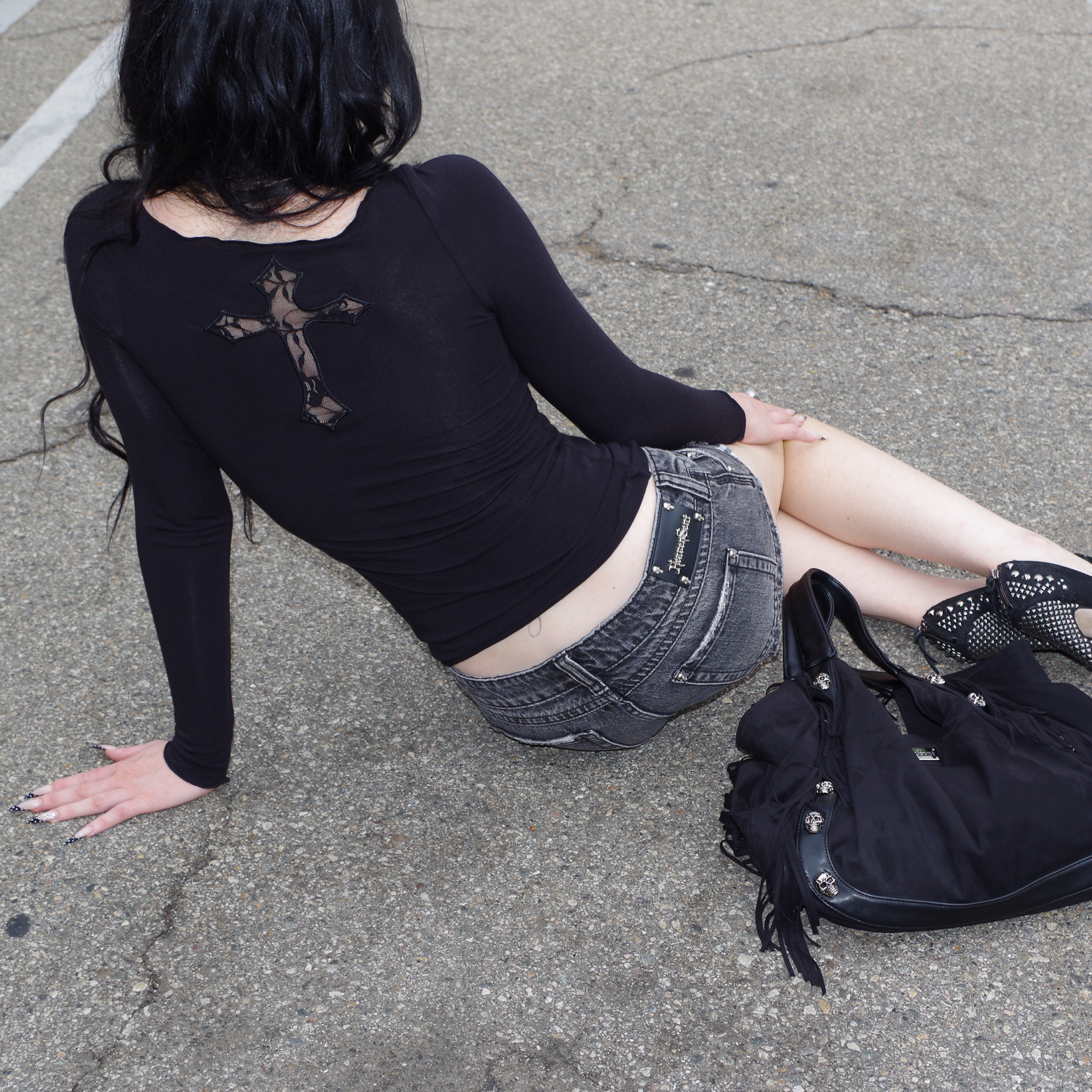 Lilith Longsleeve